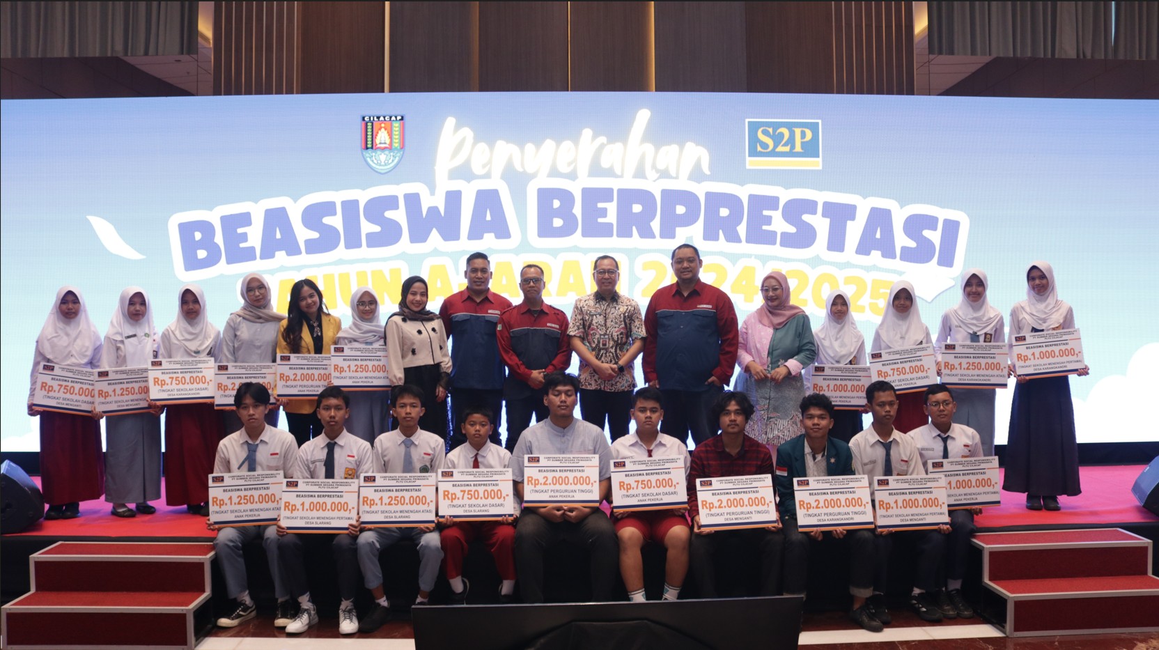 PT S2P Equips Scholarship Recipients with Motivation and Career Preparation